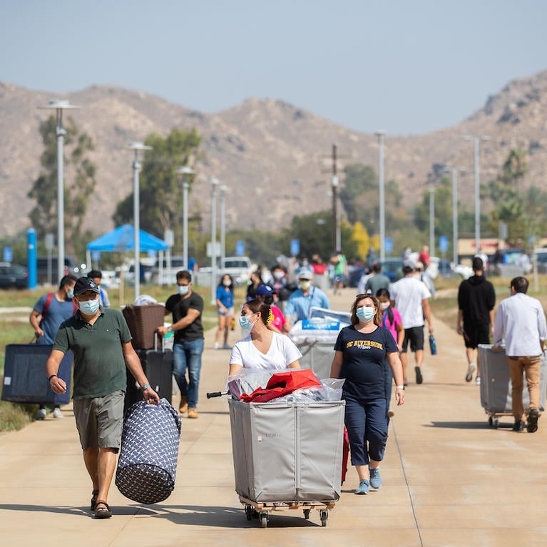 Students moving in